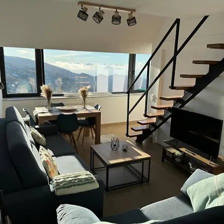 Duplex Reformado - Estrella * Serra Nevada
